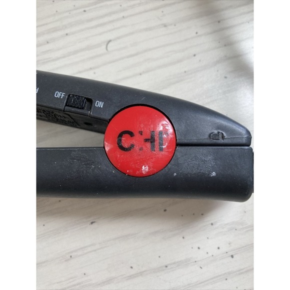 Chi Turbo GF1538 Black/Red Wired 35W Flat Iron Professional Hair Straightener - Picture 3 of 13